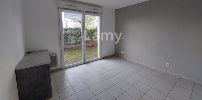 Image 6 sur 12 - Appartement  ·  Location · Rodilhan (30230) · 1 pièce · 20m²