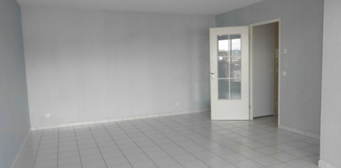 Image 1 sur 3 - Appartement  ·  Location · Agen (47000) · 2 pièces · 50m²