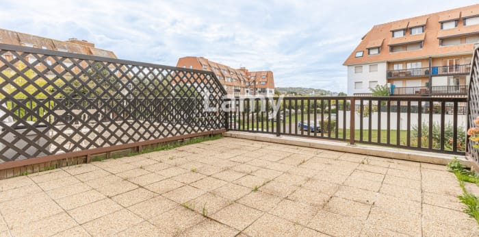 Image 2 sur 10 - Appartement  ·  Vente · Villers Sur Mer (14640) · 2 pièces · 25m²