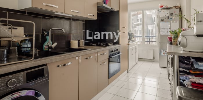 Image 3 sur 10 - Appartement  ·  Vente · Villeurbanne (69100) · 3 pièces · 73m²