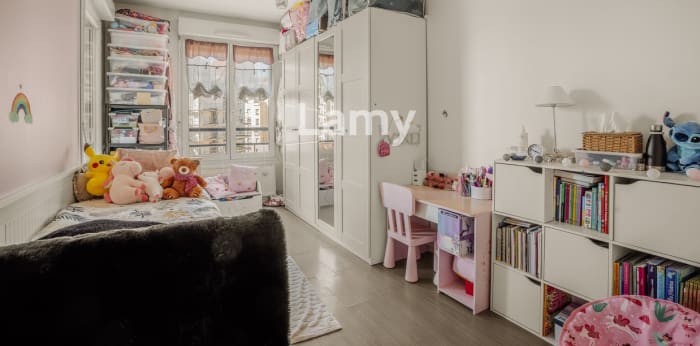 Image 6 sur 10 - Appartement  ·  Vente · Villeurbanne (69100) · 3 pièces · 73m²