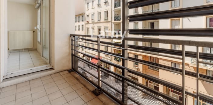 Image 2 sur 10 - Appartement  ·  Vente · Lyon (69003) · 4 pièces · 80m²