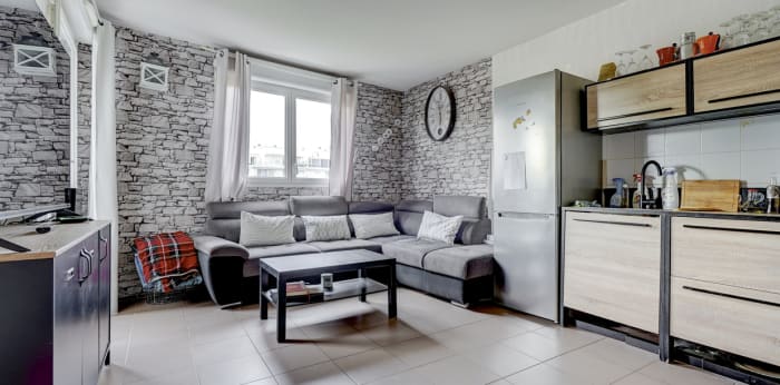 Image 2 sur 11 - Appartement  ·  Vente · Marseille 10 (13010) · 3 pièces · 53m²