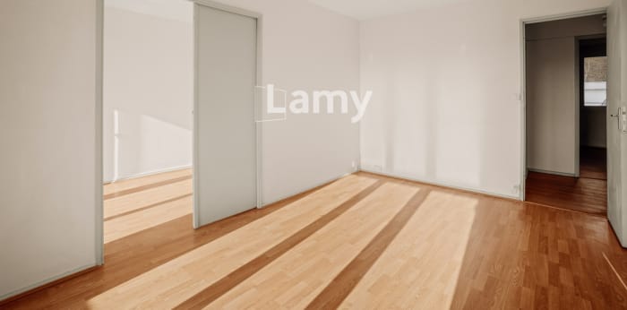 Image 7 sur 12 - Appartement  ·  Vente · Ecully (69130) · 2 pièces · 52m²
