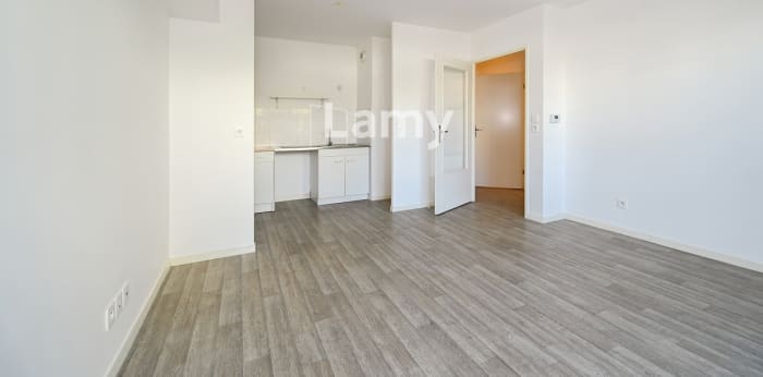 Image 6 sur 11 - Appartement  ·  Vente · Orleans (45000) · 2 pièces · 41m²
