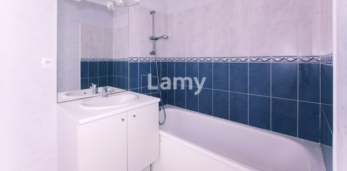 Image 5 sur 10 - Appartement  ·  Vente · La Roche Sur Yon (85000) · 3 pièces · 67m²