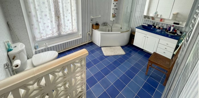 Image 6 sur 8 - Maison/villa  ·  Vente · Deuil La Barre (95170) · 9 pièces · 250m²