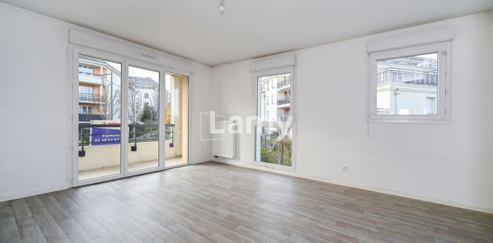 Image 2 sur 14 - Appartement  ·  Vente · Orleans (45000) · 3 pièces · 56m²