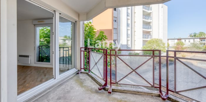 Image 3 sur 9 - Appartement  ·  Vente · Bordeaux (33000) · 2 pièces · 53m²