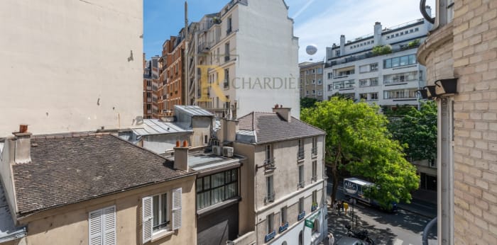 Image 5 sur 12 - Appartement  ·  Vente · Paris (75016) · 2 pièces · 47m²