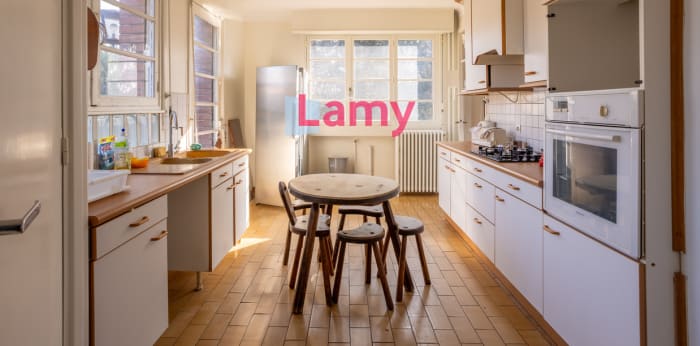 Image 12 sur 12 - Maison/villa  ·  Vente · Valenciennes (59300) · 8 pièces · 238m²