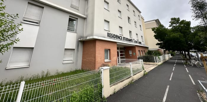 Image 1 sur 5 - Appartement  ·  Vente · Clermont Ferrand (63000) · 1 pièce · 18m²