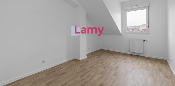 Image 4 sur 10 - Appartement  ·  Vente · Rouen (76100) · 5 pièces · 99m²