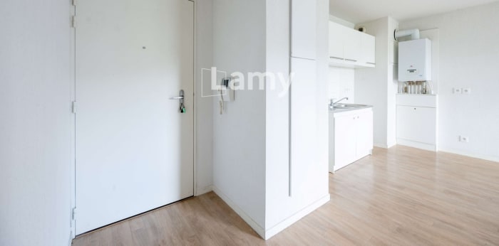 Image 7 sur 15 - Appartement  ·  Vente · Cenon (33150) · 3 pièces · 57m²