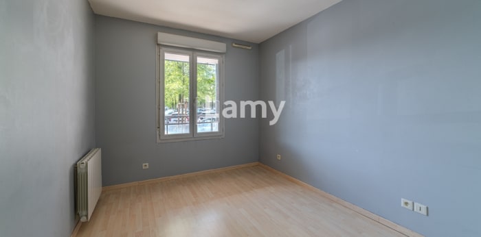Image 8 sur 9 - Appartement  ·  Vente · Villefranche Sur Saone (69400) · 3 pièces · 63m²