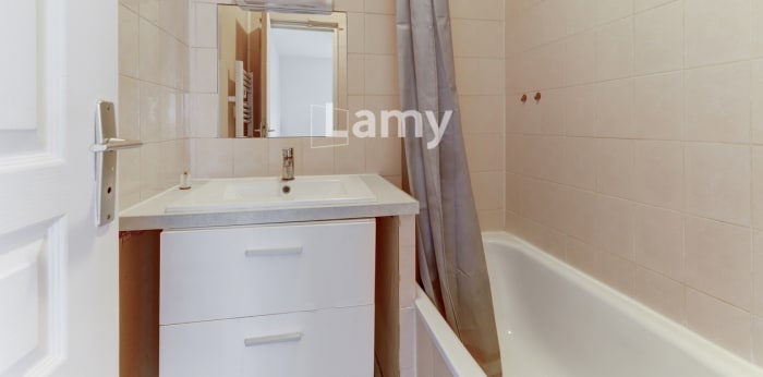 Image 7 sur 7 - Appartement  ·  Vente · Clermont Ferrand (63000) · 2 pièces · 30m²