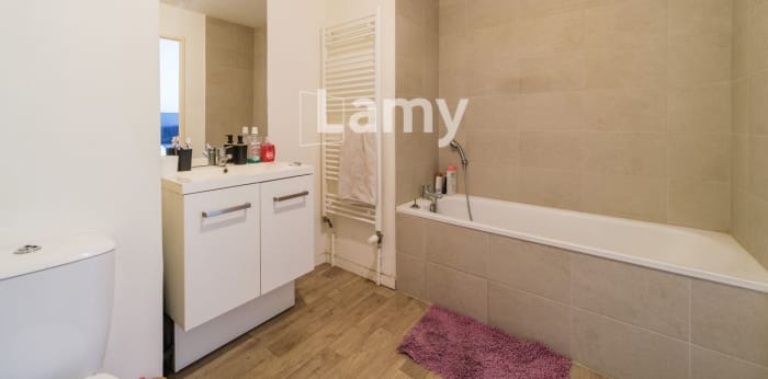 Image 5 sur 7 - Appartement  ·  Vente · St Louis (68300) · 2 pièces · 45m²