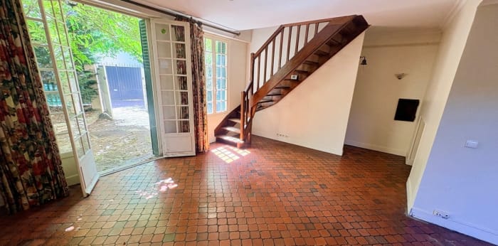 Image 2 sur 9 - Maison/villa  ·  Vente · Enghien Les Bains (95880) · 6 pièces · 100m²
