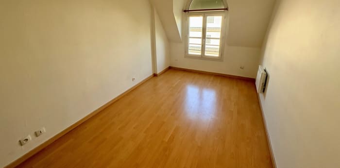 Image 7 sur 12 - Appartement  ·  Vente · Franconville La Garenne (95130) · 4 pièces · 74m²