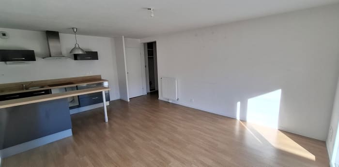 Image 12 sur 18 - Appartement  ·  Vente · St Ave (56890) · 3 pièces · 59m²