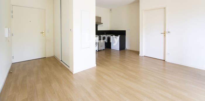 Image 2 sur 9 - Appartement  ·  Vente · La Roche Sur Yon (85000) · 2 pièces · 45m²
