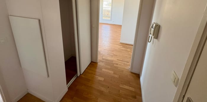 Image 6 sur 12 - Appartement  ·  Vente · St Gratien (95210) · 3 pièces · 70m²