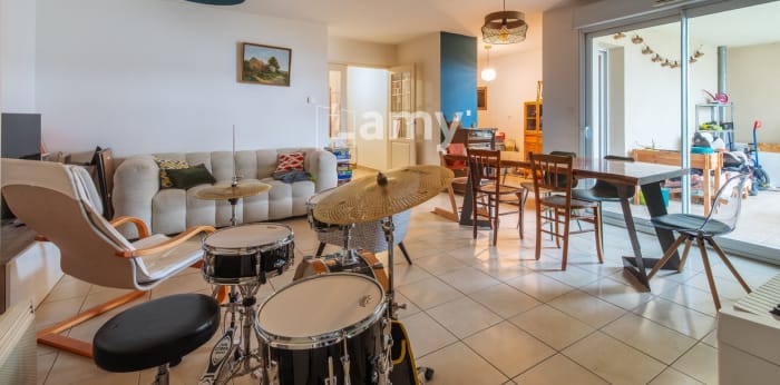 Image 1 sur 16 - Appartement  ·  Vente · Angers (49100) · 4 pièces · 94m²