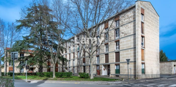 Image 9 sur 11 - Appartement  ·  Vente · Salon De Provence (13300) · 3 pièces · 69m²