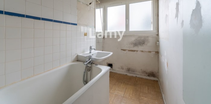 Image 7 sur 9 - Appartement  ·  Vente · Paris (75013) · 2 pièces · 50m²