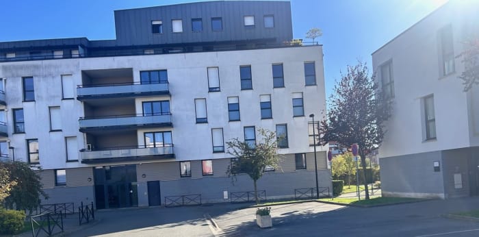 Image 2 sur 2 - Parking/box  ·  Vente · St Andre Lez Lille (59350)