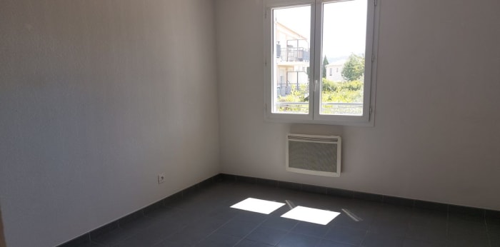 Image 14 sur 18 - Appartement  ·  Vente · Brignoles (83170) · 2 pièces · 49m²