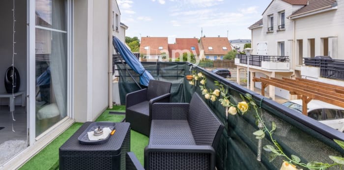 Image 2 sur 9 - Appartement  ·  Vente · Persan (95340) · 3 pièces · 57m²