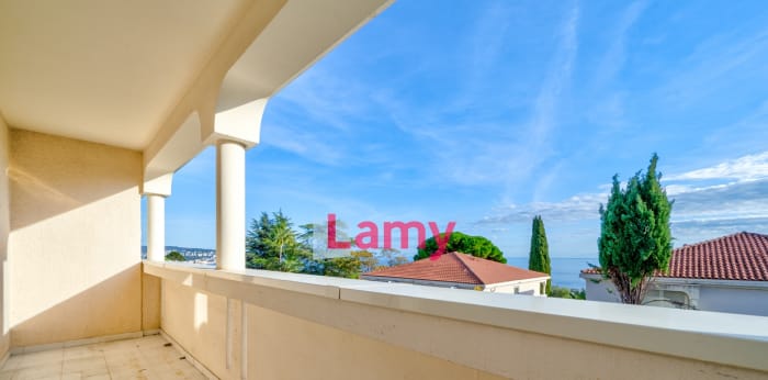 Image 4 sur 9 - Maison/villa  ·  Vente · Nice (06200) · 4 pièces · 92m²