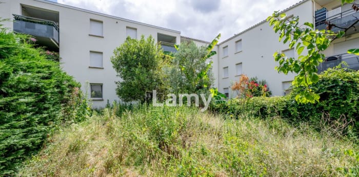 Image 2 sur 14 - Appartement  ·  Vente · Cenon (33150) · 2 pièces · 55m²