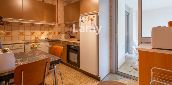 Image 11 sur 16 - Appartement  ·  Vente · St Raphael (83700) · 3 pièces · 68m²