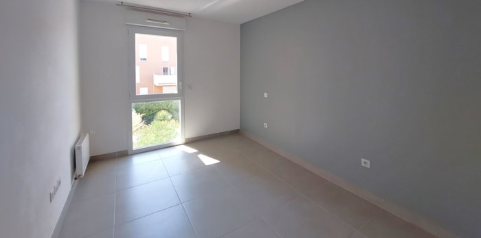 Image 8 sur 18 - Appartement  ·  Vente · Juvignac (34990) · 3 pièces · 57m²