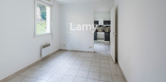 Image 4 sur 10 - Appartement  ·  Vente · Martigues (13500) · 1 pièce · 28m²