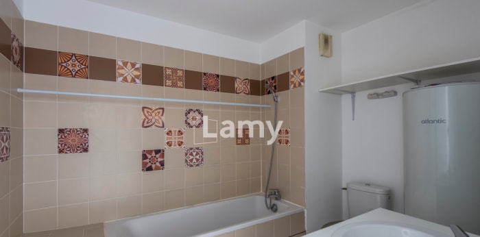 Image 8 sur 10 - Appartement  ·  Vente · Martigues (13500) · 1 pièce · 28m²