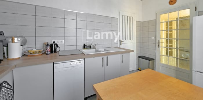 Image 6 sur 13 - Maison/villa  ·  Vente · Nimes (30000) · 3 pièces · 71m²