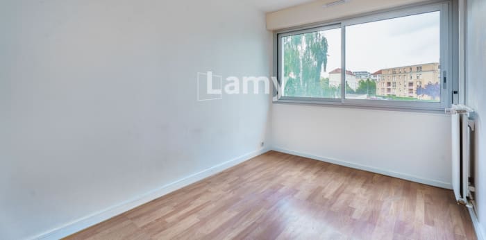 Image 9 sur 9 - Appartement  ·  Vente · Dijon (21000) · 5 pièces · 96m²