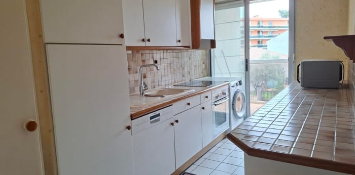 Image 5 sur 8 - Appartement  ·  Vente · Bordeaux (33200) · 3 pièces · 75m²