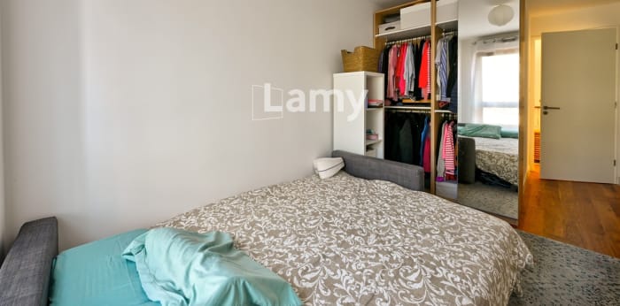 Image 6 sur 9 - Appartement  ·  Vente · Versailles (78000) · 4 pièces · 81m²
