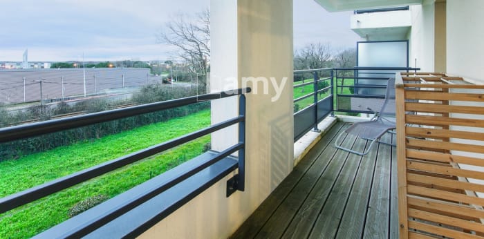 Image 2 sur 8 - Appartement  ·  Vente · La Roche Sur Yon (85000) · 2 pièces · 43m²