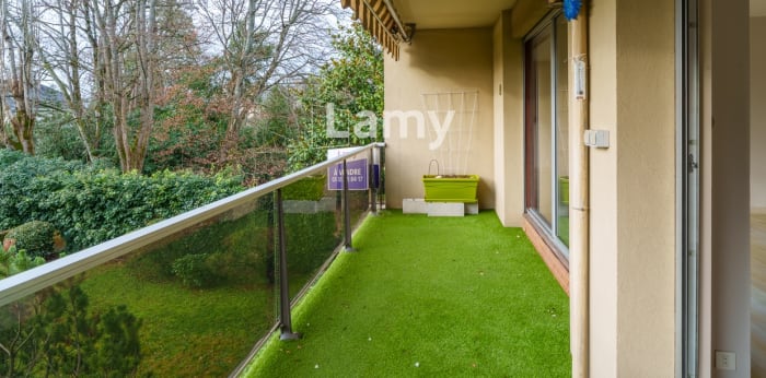 Image 1 sur 15 - Appartement  ·  Vente · Limoges (87000) · 5 pièces · 110m²