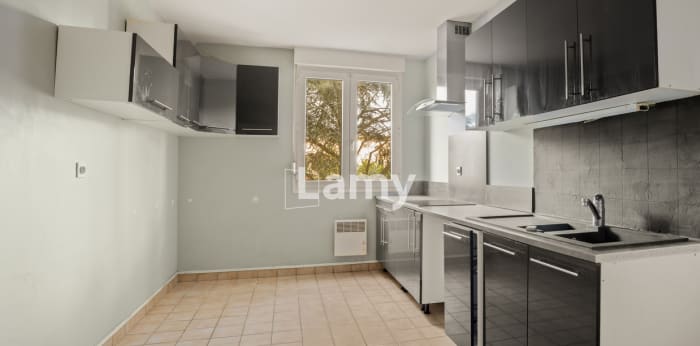 Image 5 sur 12 - Appartement  ·  Vente · Lyon (69005) · 4 pièces · 95m²