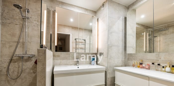 Image 10 sur 11 - Appartement  ·  Vente · Issy Les Moulineaux (92130) · 3 pièces · 77m²