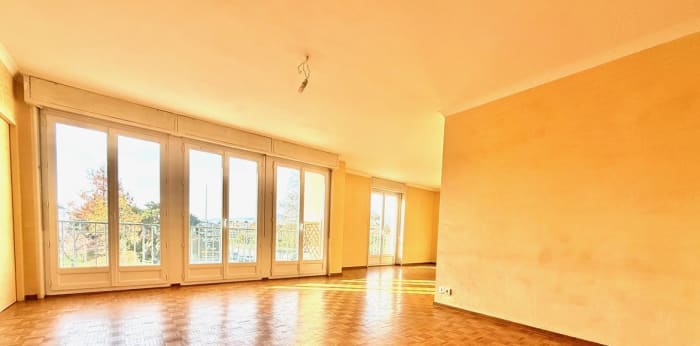 Image 1 sur 6 - Appartement  ·  Vente · Colmar (68000) · 5 pièces · 121m²