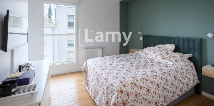 Image 7 sur 11 - Appartement  ·  Vente · Enghien Les Bains (95880) · 5 pièces · 102m²