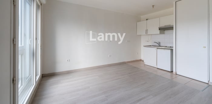 Image 2 sur 8 - Appartement  ·  Vente · Rosny Sous Bois (93110) · 2 pièces · 40m²