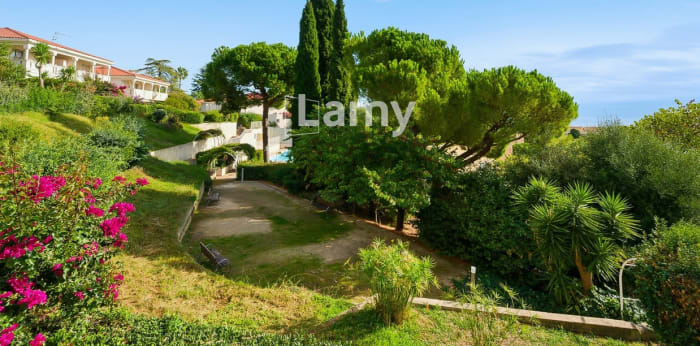 Image 8 sur 13 - Appartement  ·  Vente · Nice (06200) · 3 pièces · 72m²